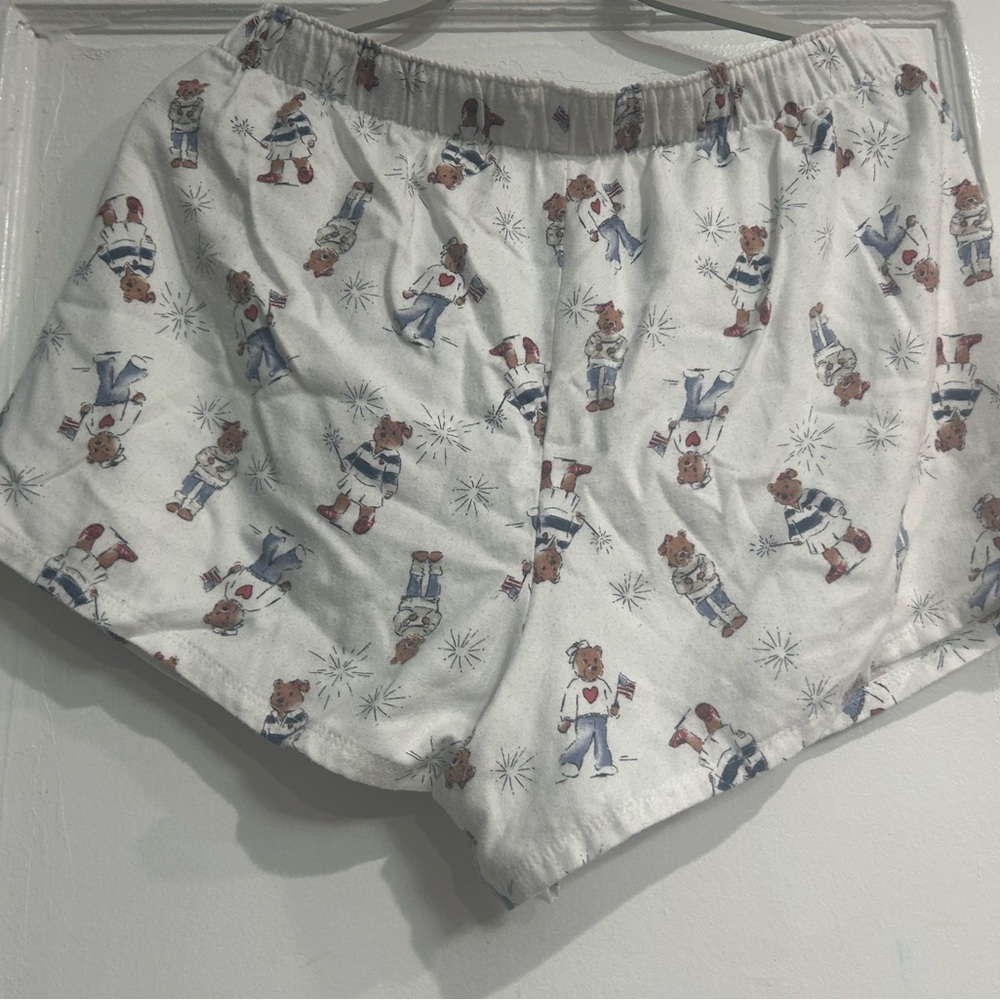 Cozy Bear Print Women's pj shorts - Picture 2 of 2